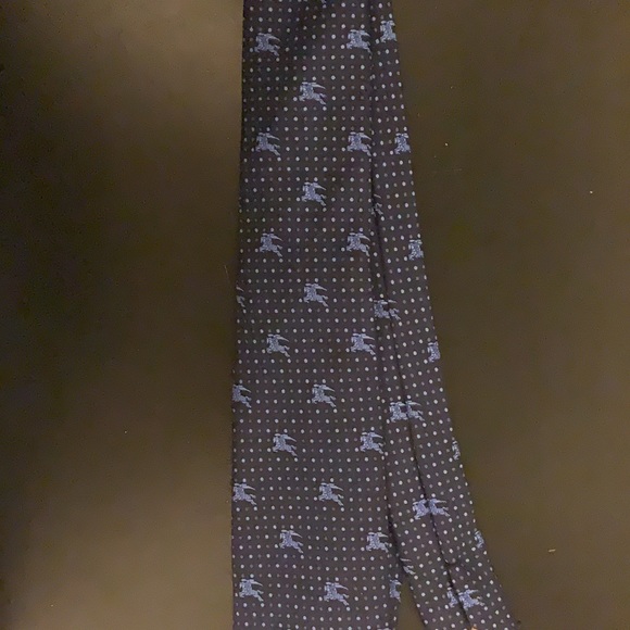 Burberry men’s tie 100% authentic - Picture 2 of 3